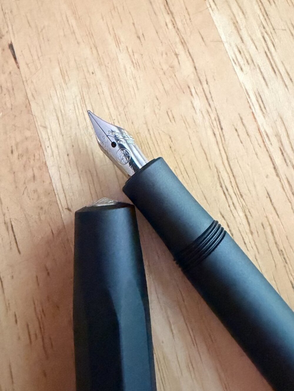 Kaweco AL Sport Fountain Pen - Black Fine Nib - Picture 5 of 5